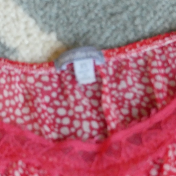 Perfect summer tank! - Picture 4 of 4